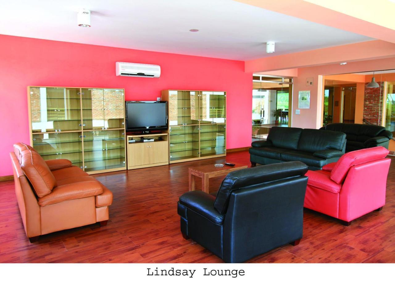 Nazimgarh Garden Resort Sylhet Ngoại thất bức ảnh